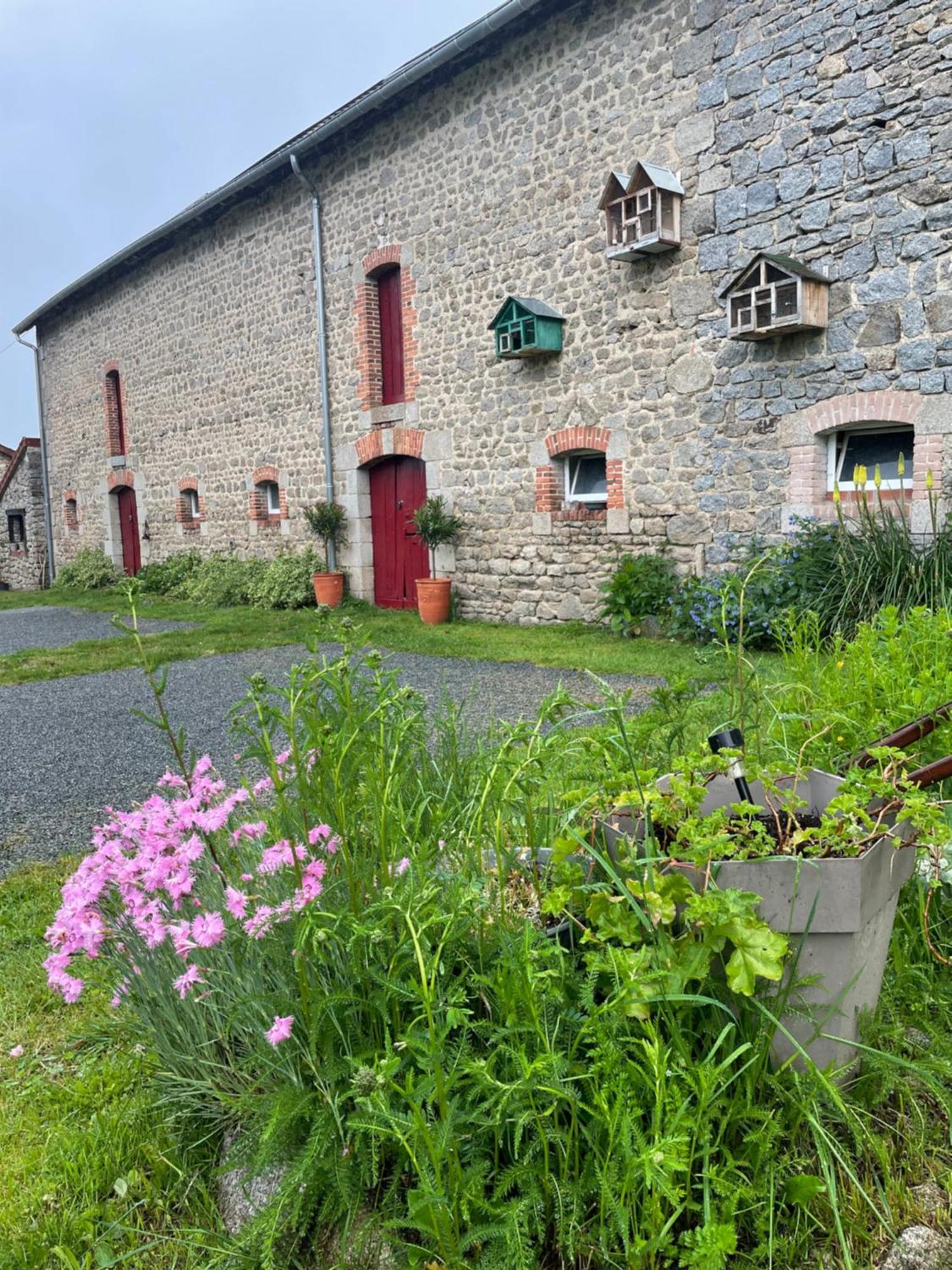 Maison D'Hotes Ourdeaux Et Gite Chez Rouchon Alleyrat  외부 사진